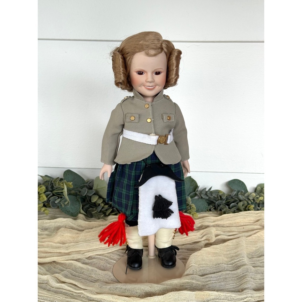 14" Shirley Temple Wee Willie Winkie‎ porcelain doll silver screen Scottish kilt
